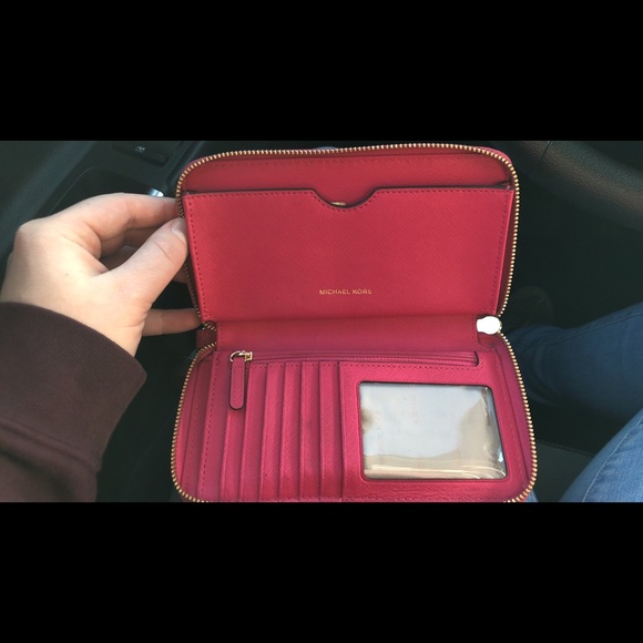 Michael Kors Wallet - Picture 2 of 2